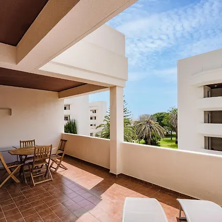 Apartamento Beira Mar - Empreendimento Iberlagos By Lovelystay